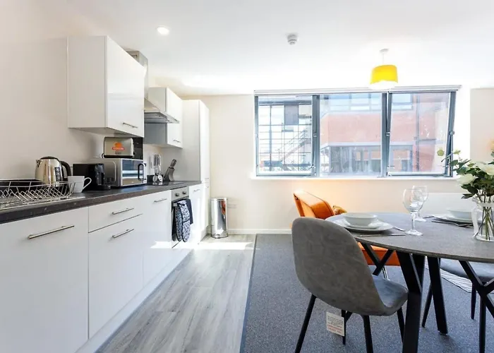 Fantastic 1 Bedroom Apartment Manchester